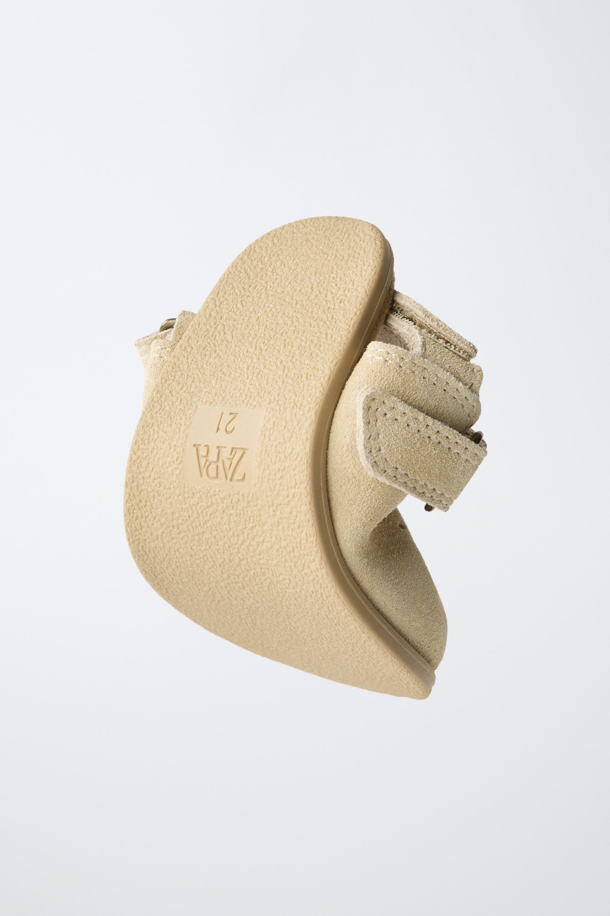 BAREFOOT LEATHER CLOGS